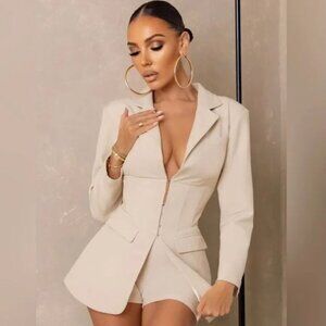 Club L London | “Unbeaten” Cream Plunge Corset Waist Blazer | Size 6